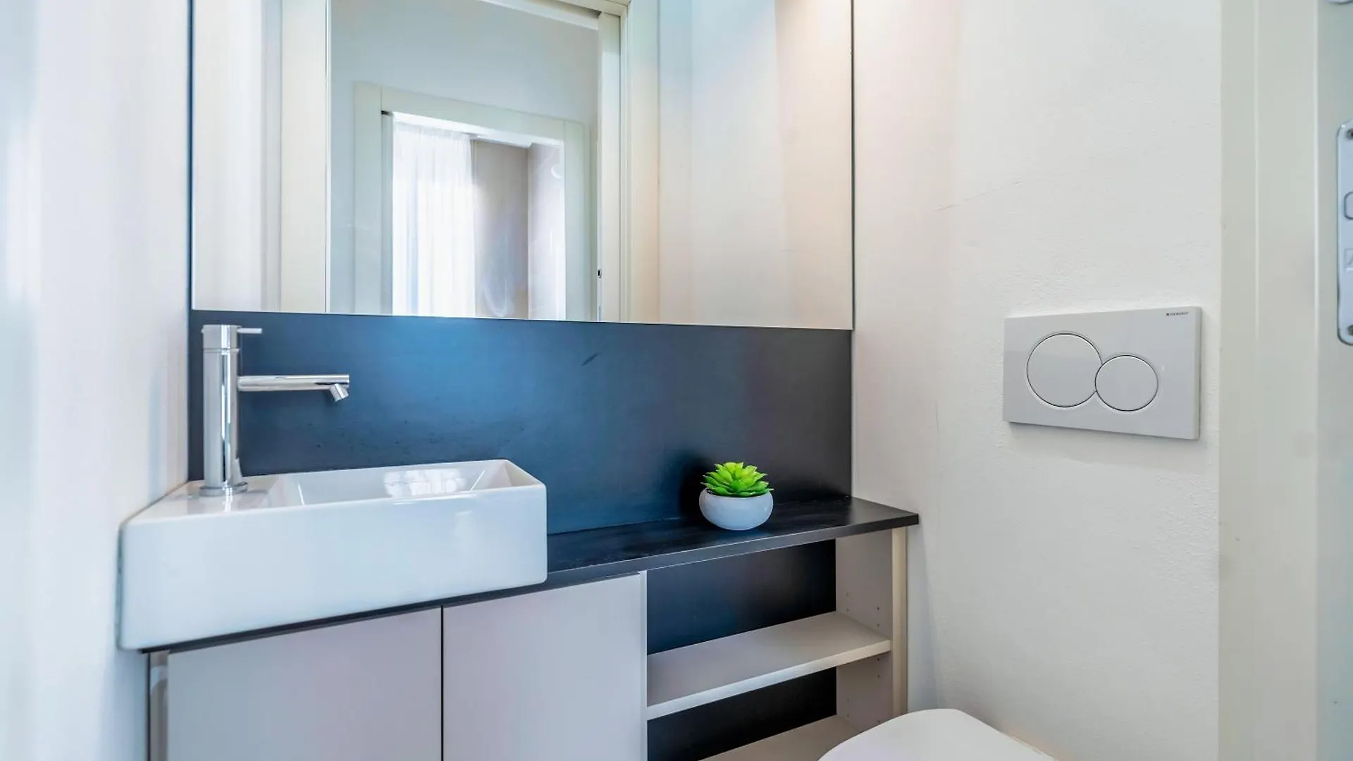 Corso Como - Luxury Apartment With View Terrace Milan 0*,